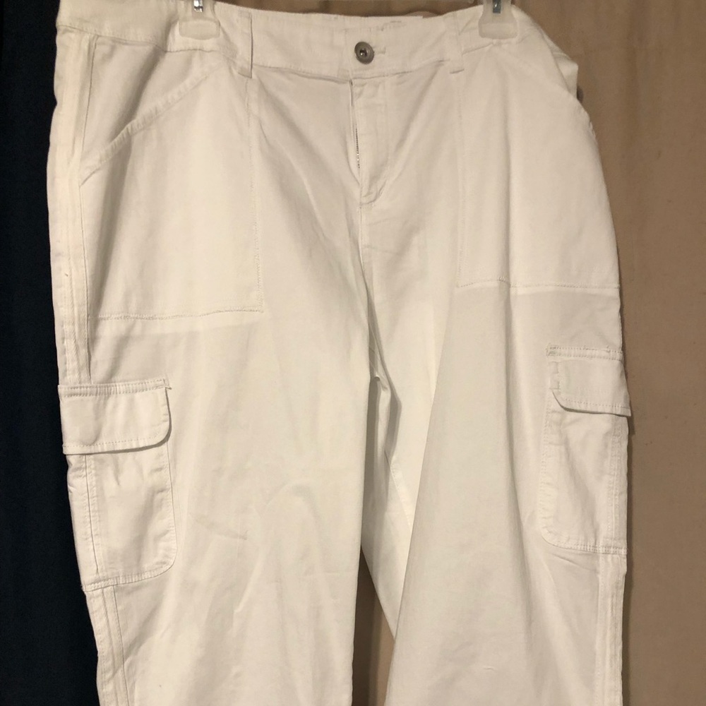 New size 18 Capris